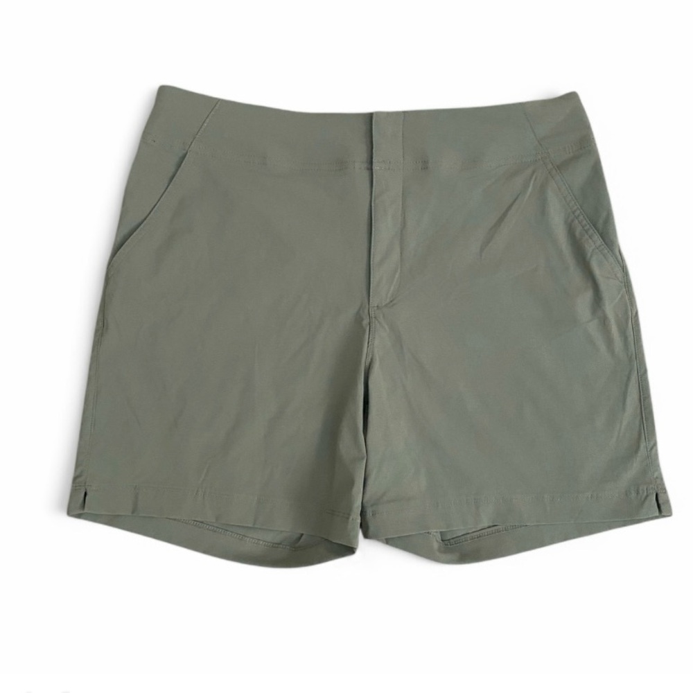 Women’s Columbia Olive Green All Season Casual Shorts Size 12